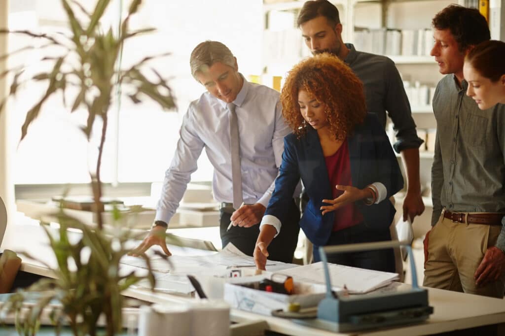 Mitarbeiter reden über Gesetzeslage